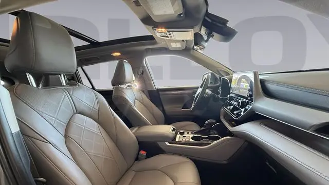 2026 Toyota Highlander XSE