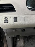 2014 Sienna Thumbnail 4