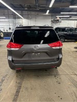 2014 Sienna Thumbnail 29