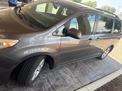 Photo of a 2015 Toyota Sienna LE 7-Passenger Auto Access Seat 4DR Mini-Van for sale