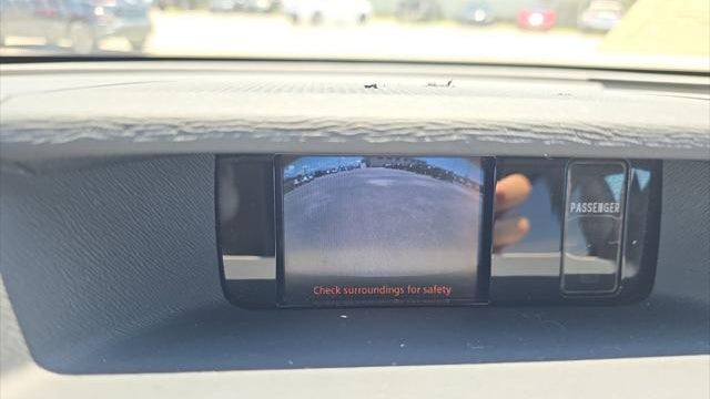 2012 Toyota Sienna LE 7-Passenger Auto Access Seat