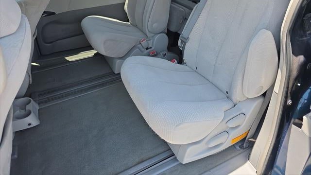 2012 Toyota Sienna LE 7-Passenger Auto Access Seat