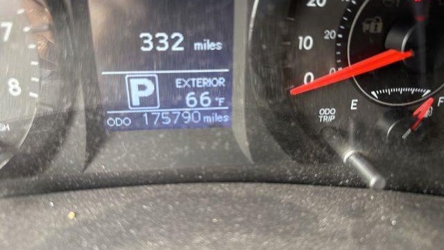 2015 Toyota Sienna LE 7-Passenger Auto Access Seat