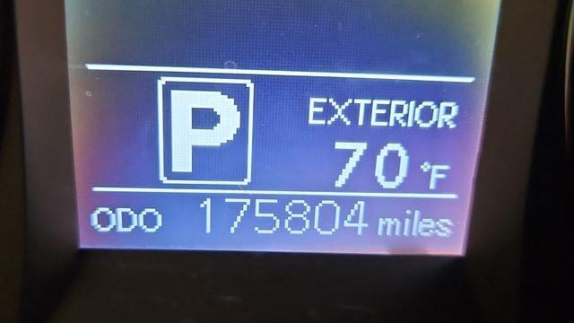2015 Toyota Sienna LE 7-Passenger Auto Access Seat