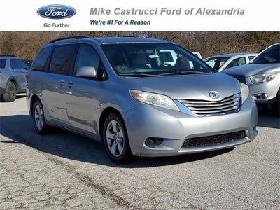 Photo of a 2015 Toyota Sienna LE 7-Passenger Auto Access Seat 4DR Mini-Van for sale