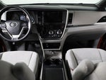 2015 Sienna Thumbnail 23