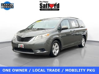 2014 Toyota Sienna with Cypress Pearl Exterior