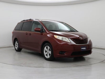 2015 Toyota Sienna LE 7-Passenger Auto Access Seat 4DR Mini-Van