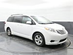 2015 Sienna Thumbnail 6