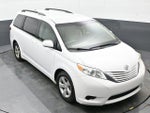 2015 Sienna Thumbnail 34