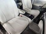 2011 Sienna Thumbnail 11