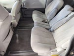 2011 Sienna Thumbnail 14
