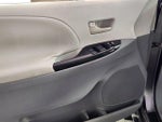 2011 Sienna Thumbnail 16