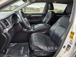 2016 Highlander Thumbnail 9