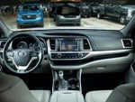 2016 Highlander Thumbnail 15