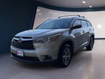 2015 Highlander Thumbnail 1