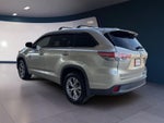 2015 Highlander Thumbnail 3