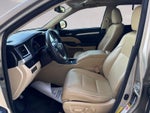 2015 Highlander Thumbnail 9