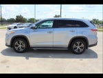 2016 Highlander Thumbnail 11