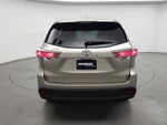 2016 Highlander Thumbnail 6