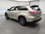 2016 Highlander Thumbnail 7