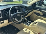 2014 Highlander Thumbnail 14