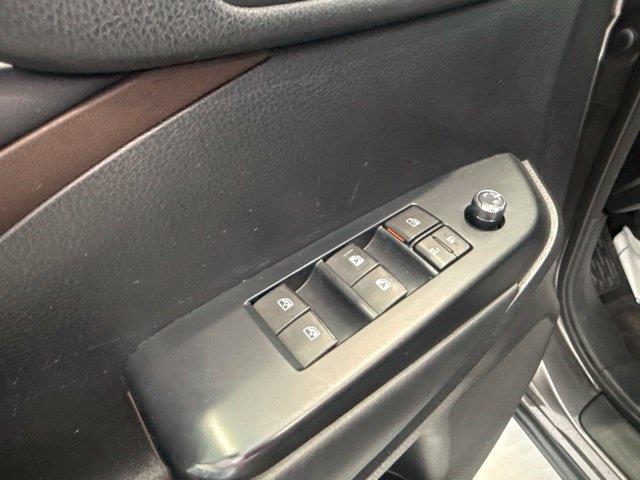 2015 Toyota Highlander - $20,926