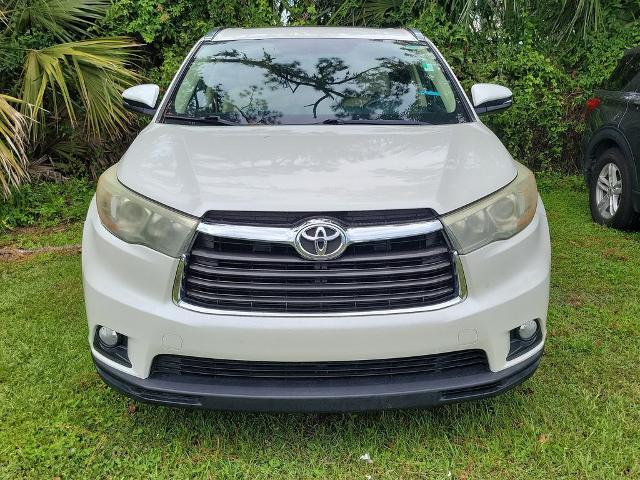 2015 Toyota Highlander XLE — photo 1 of 10