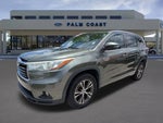 2016 Highlander Thumbnail 7