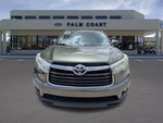 2016 Highlander Thumbnail 8