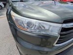 2016 Highlander Thumbnail 9