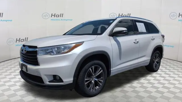 Preowned 2016 Toyota Highlander XLE for Sale