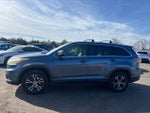 2016 Highlander Thumbnail 13