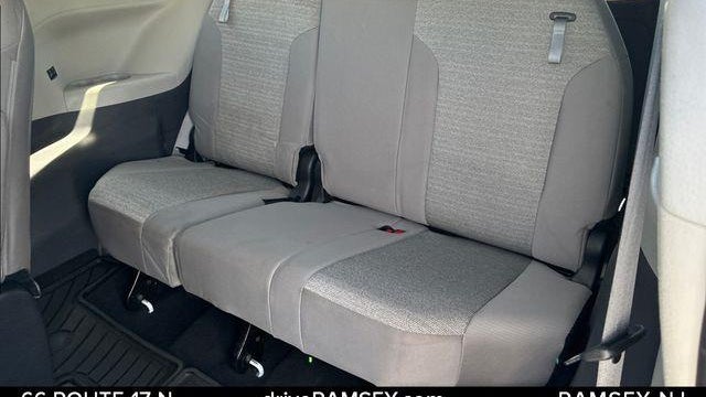 2023 Toyota Sienna LE 8-Passenger