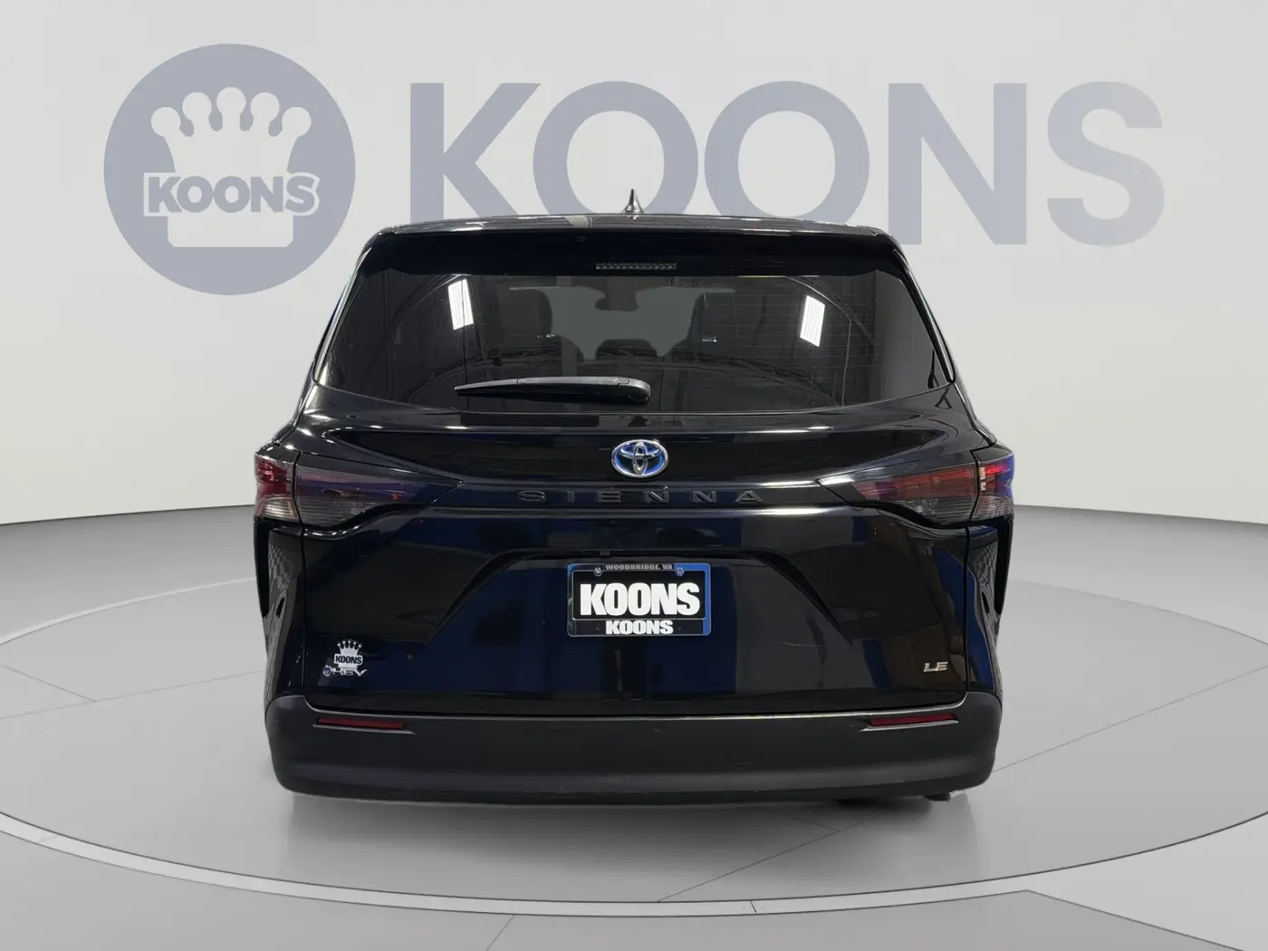 2025 Toyota Sienna - $37,500