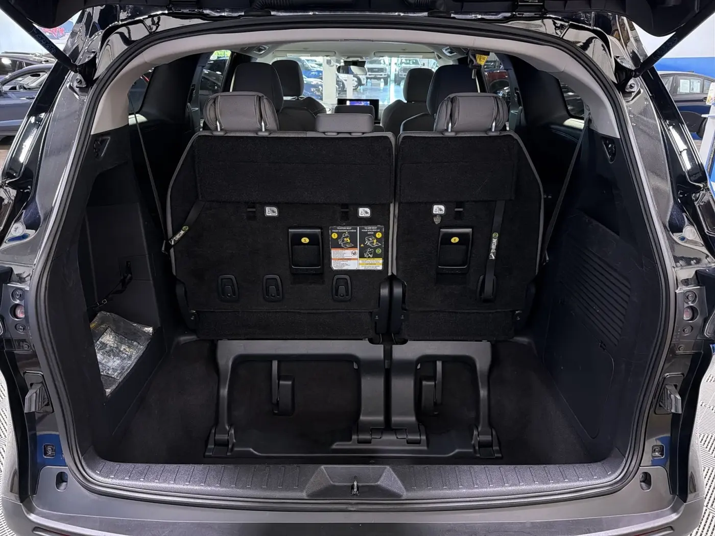 2025 Toyota Sienna - $37,500