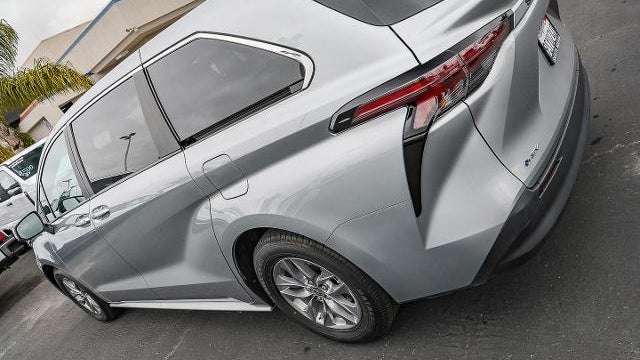 2025 Toyota Sienna LE 8-Passenger