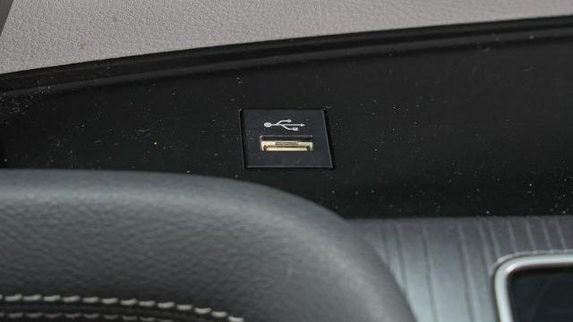2025 Toyota Sienna LE 8-Passenger