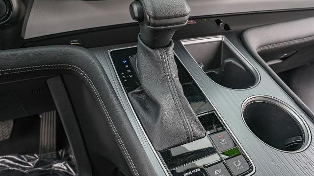 2025 Toyota Sienna LE 8-Passenger