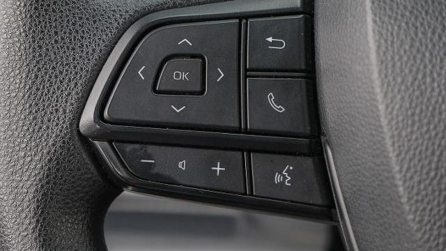 2025 Toyota Sienna LE 8-Passenger