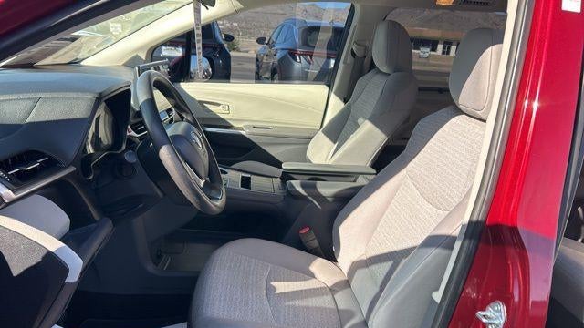 2021 Toyota Sienna LE 8-Passenger
