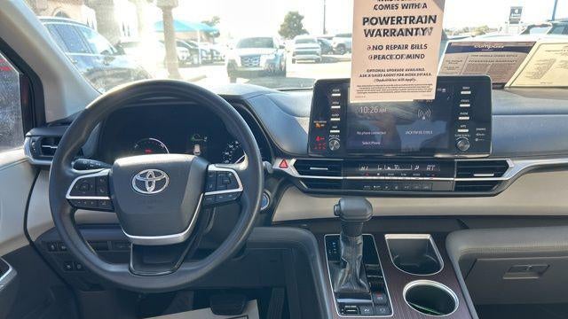 2021 Toyota Sienna LE 8-Passenger