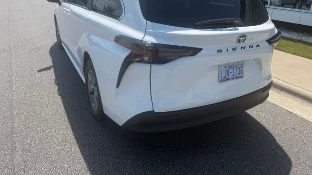 2024 Toyota Sienna LE 8-Passenger