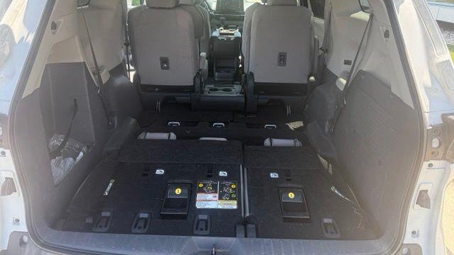 2024 Toyota Sienna LE 8-Passenger