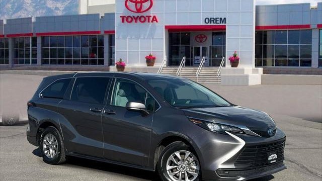 Preowned 2024 Toyota Sienna LE 8-Passenger for Sale