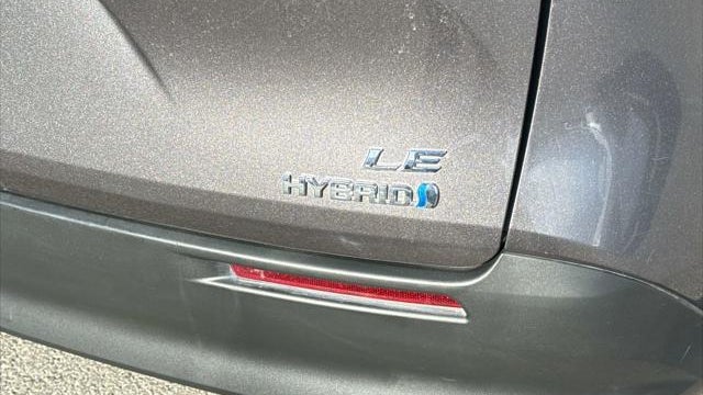 2024 Toyota Sienna LE 8-Passenger