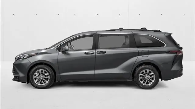 2026 Toyota Sienna LE 8-Passenger