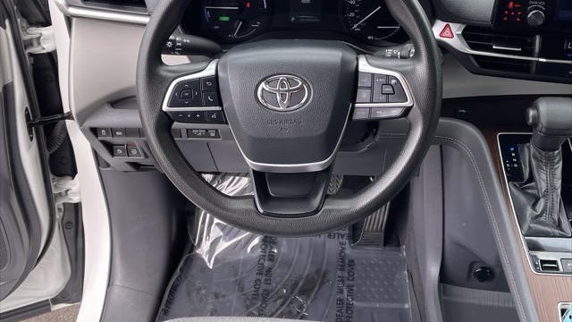 2021 Toyota Sienna LE 8-Passenger