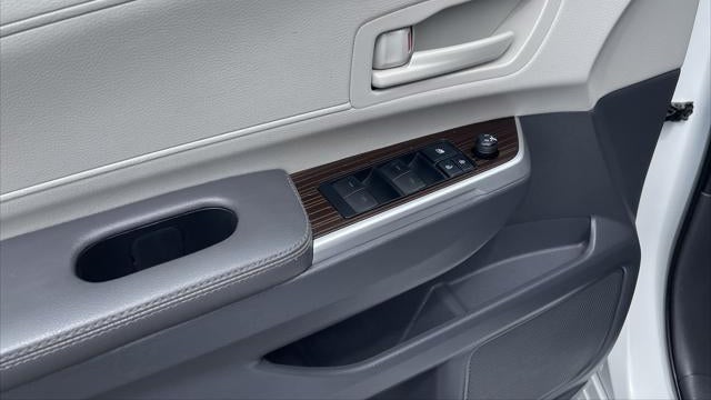 2021 Toyota Sienna LE 8-Passenger