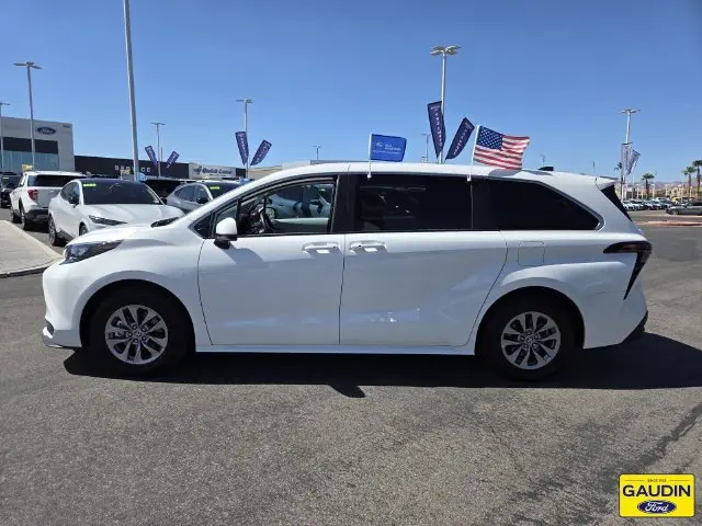 2025 Toyota Sienna - $41,777